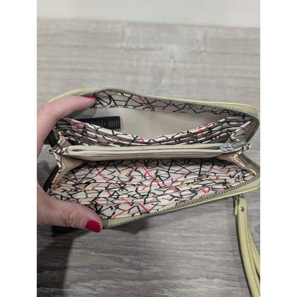 Fossil Light Yellow Green Leather Womens Zip Around Wallet Clutch Wristlet Retro - Picture 7 of 16